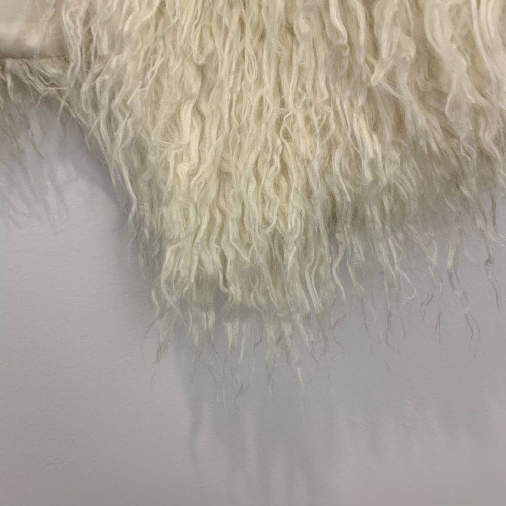 Ontwelfth Faux Fur Vest Cream Size small - Picture 11 of 11